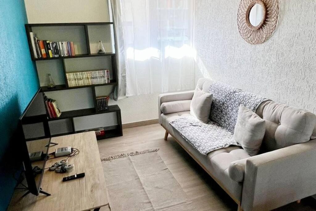 Heipoe Lodge - 6 Min Airport, Wifi, Ac & Parking Papeete  Zewnętrze zdjęcie