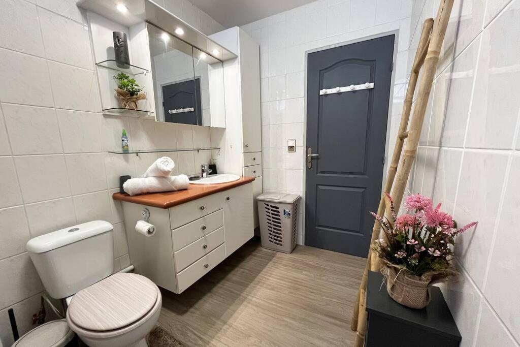 Heipoe Lodge - 6 Min Airport, Wifi, Ac & Parking Papeete  Zewnętrze zdjęcie