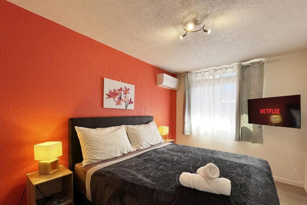 Heipoe Lodge - 6 Min Airport, Wifi, Ac & Parking Papeete  Zewnętrze zdjęcie